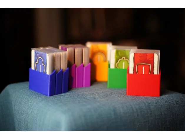 Hadara Card Container
