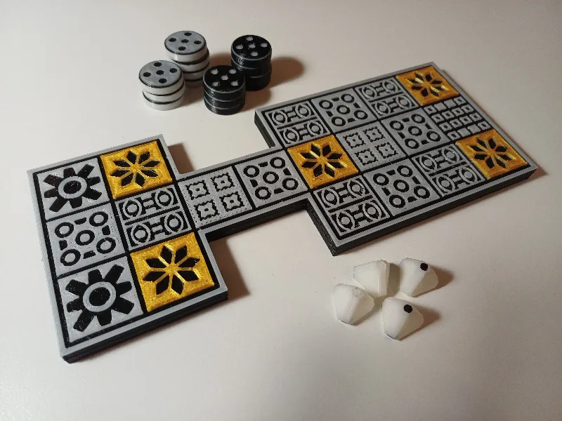 Simple Multicolor Royal Game of Ur