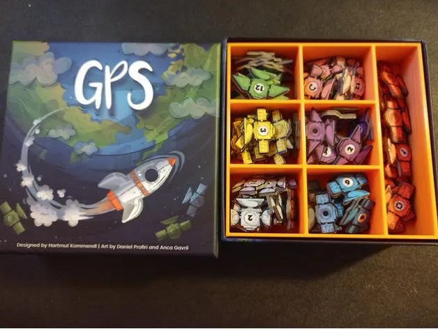 GPS game insert and organizer for satellite tokens