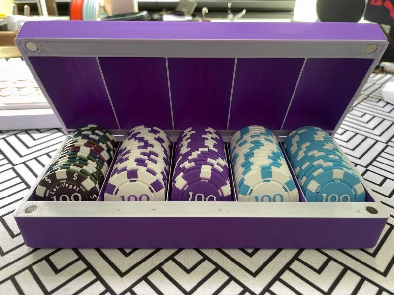 Magnetic Poker Chip Storage Box