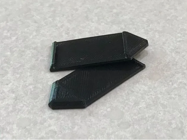 Card Holder Clip for Nidavellir