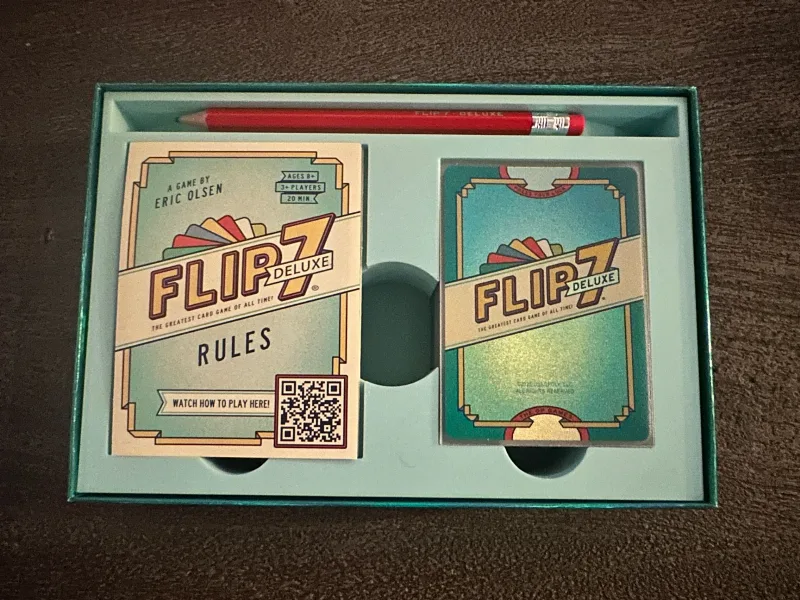 Flip 7 Deluxe – Inlay for Sleeved Cards