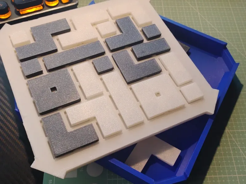 Lightweight tabletop game "Siege"