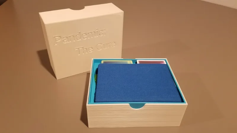 Pandemic: The Cure - Travel Box (space for Experimental Meds)