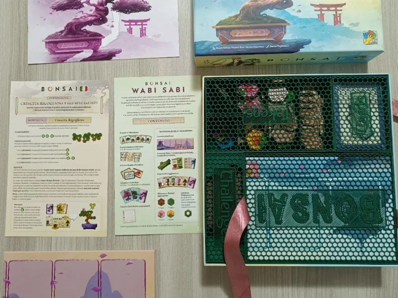 Bonsai Boardgame Organizer