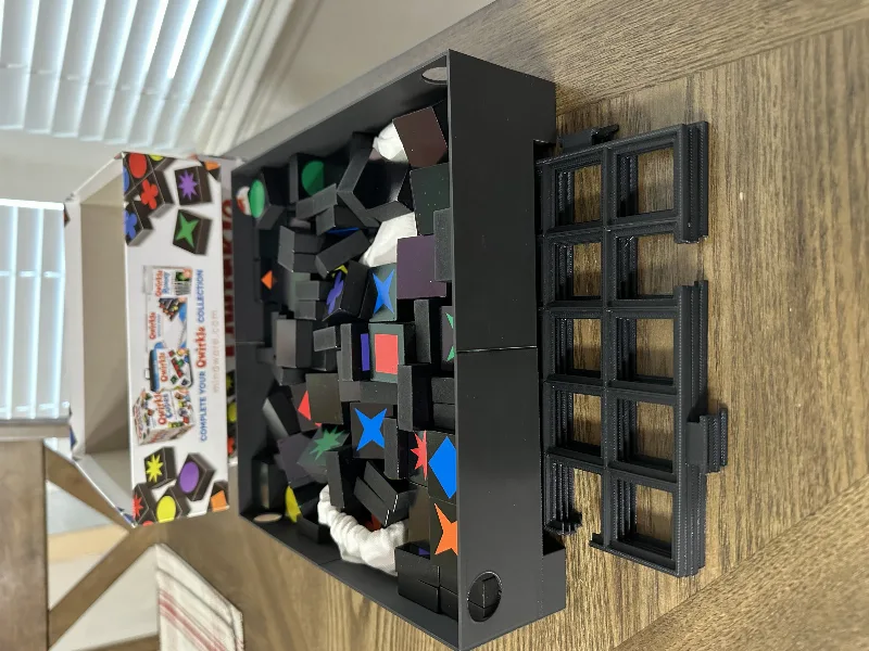 Qwirkle Board Game Insert