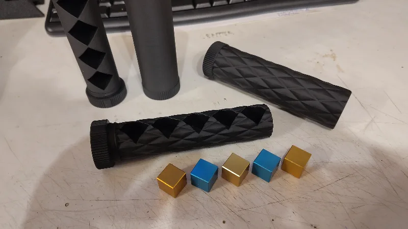 Dice Compartment - Twist Container for 16mm Dices
