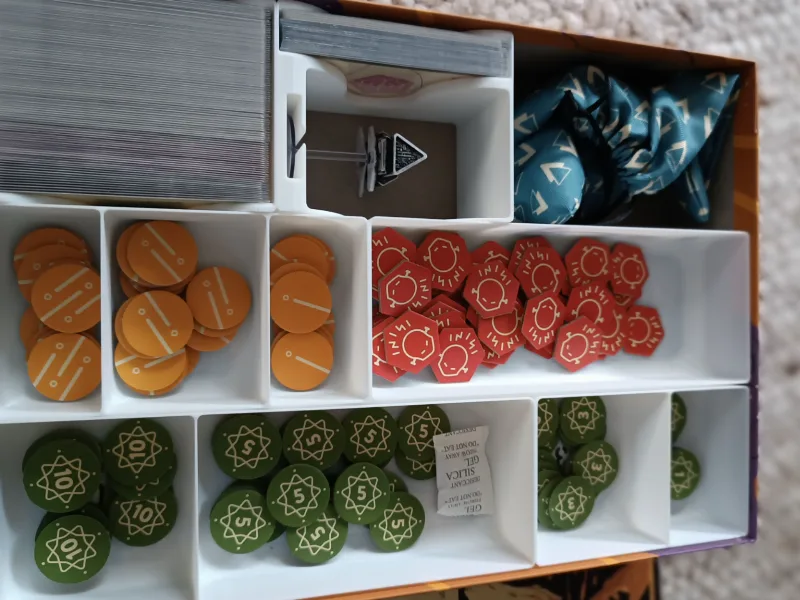 Ego game Insert