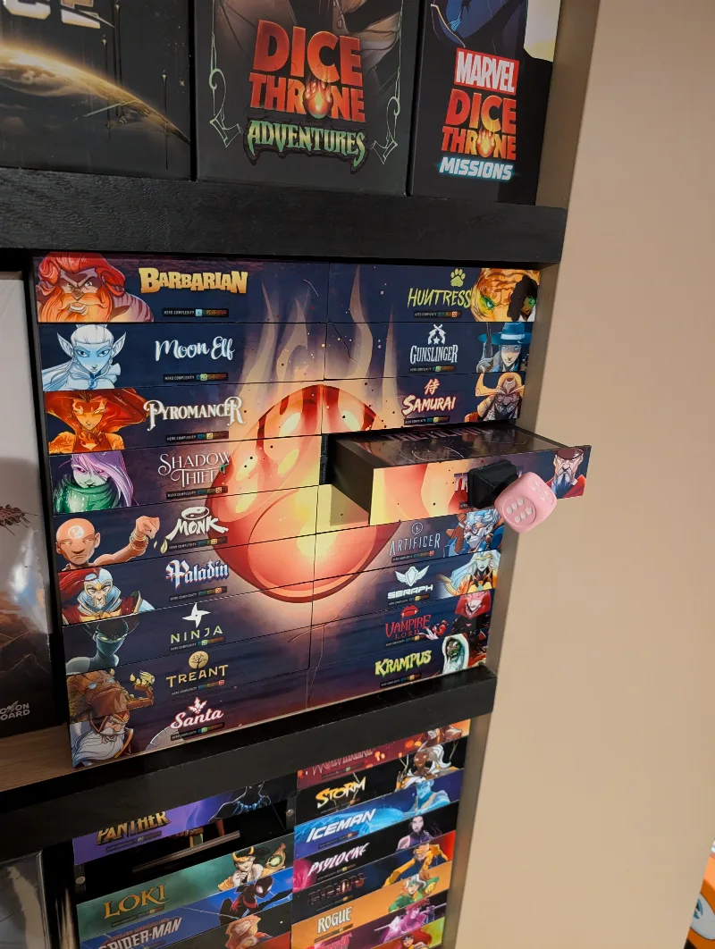 Dice Throne Battleshelf - 9 Characters per shelf