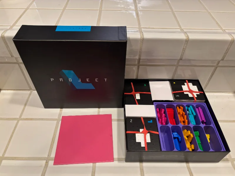 Project L : Box and Lid for pieces