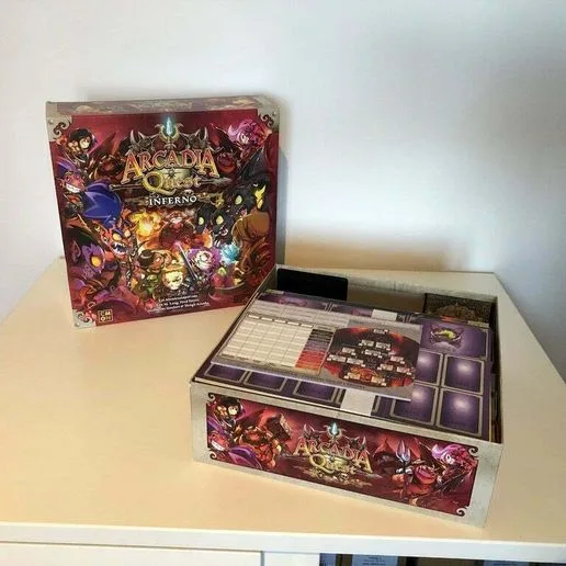 Arcadia Quest Box Insert / Organizer (sleeved Cards)