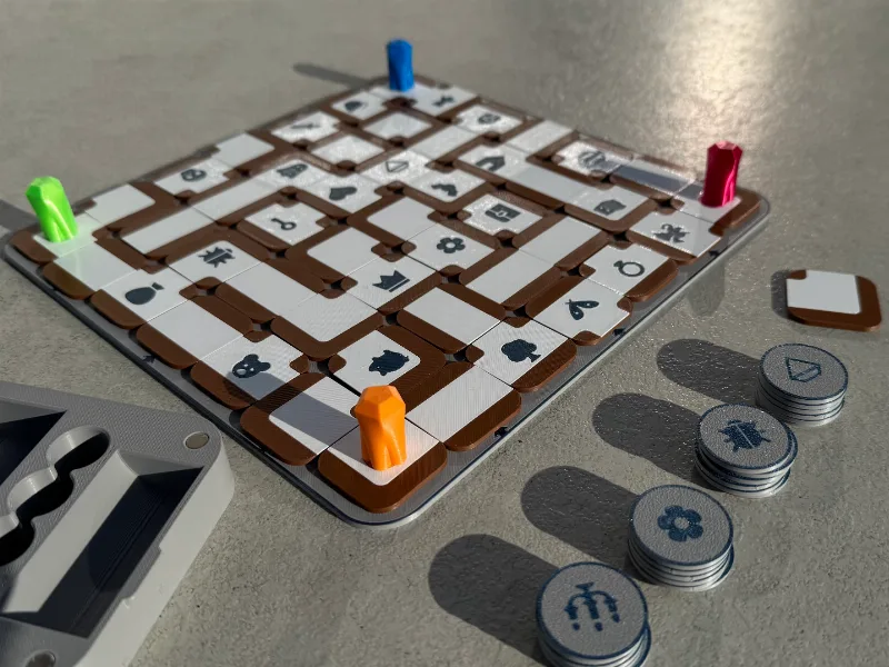 Labyrinth Board Game