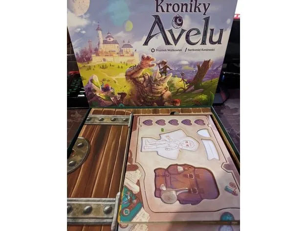 Chronicles of Avel - insert