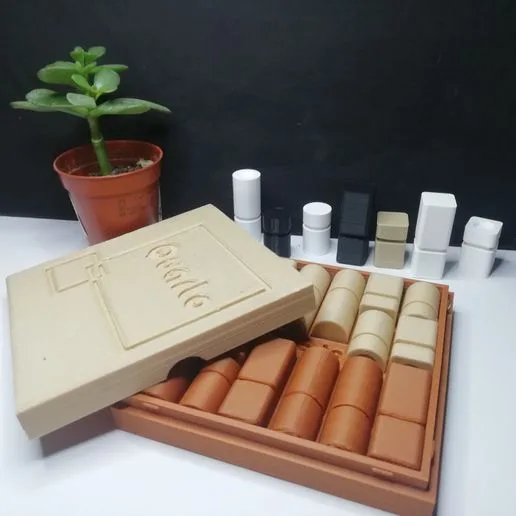 Jeu de Quarto (avec boite et plateau)