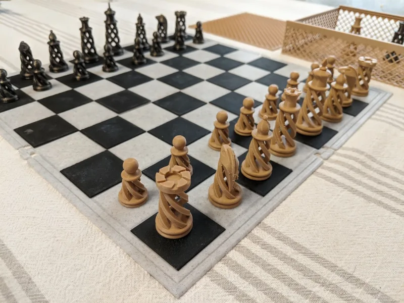 Thin Sectioned Chess Board with Box