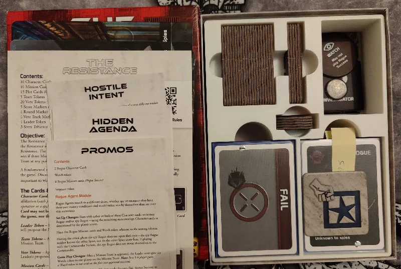 The Resistance insert with square corners