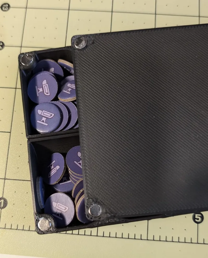 Flamecraft magnetic splittable resource tray
