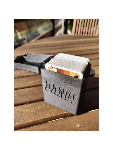 Compact Magnetic Bang! Card Game Holder