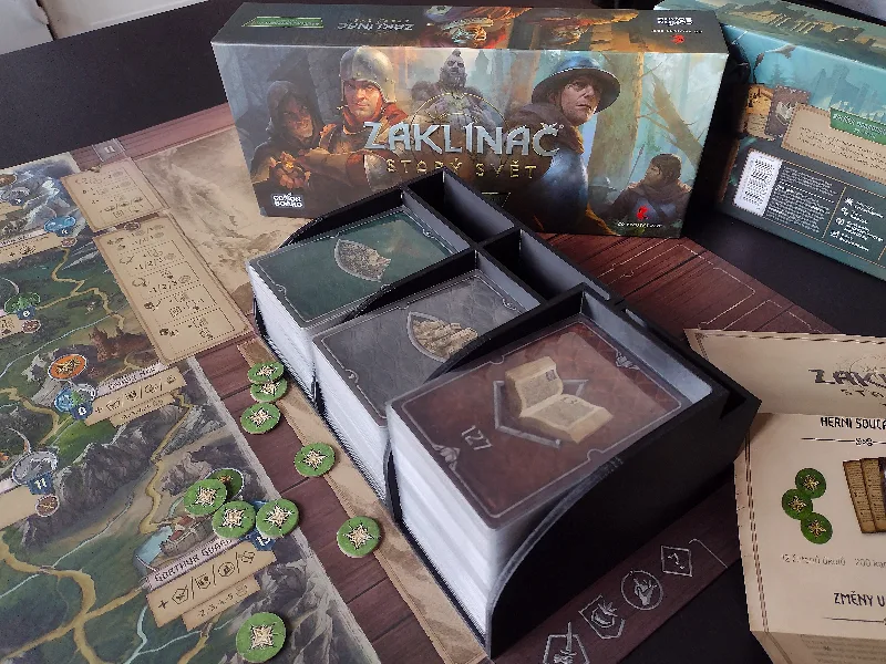 The Witcher: Old World - Card Holders (Adventure Pack)