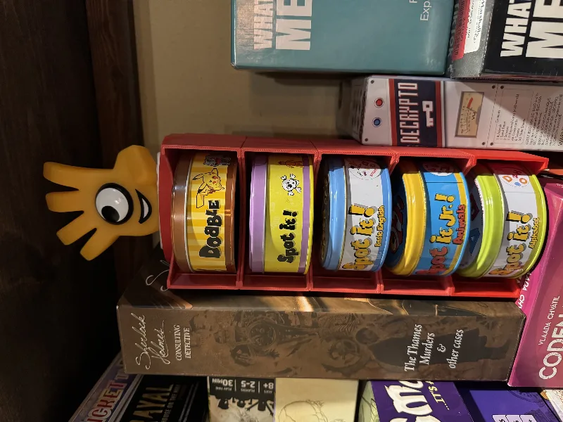 Spot it/Dobble shelf tower