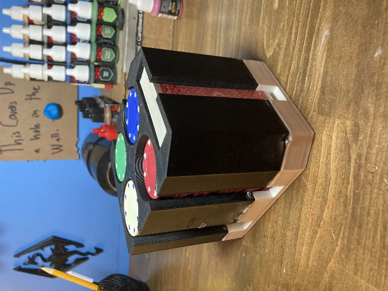 Compact poker case