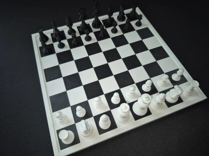 Chess Set – Travel Size Board (Easy Print, No AMS)