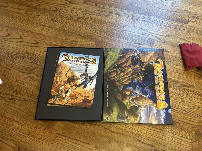 Defenders of the Realm w/ Expansions Insert