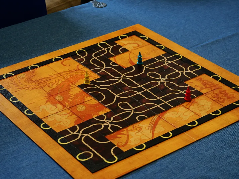 Tsuro boardgame frame with loops (6x6 and 7x7)