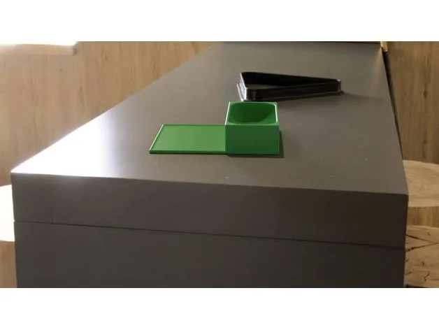 No Thanks! Card/Chips Tray