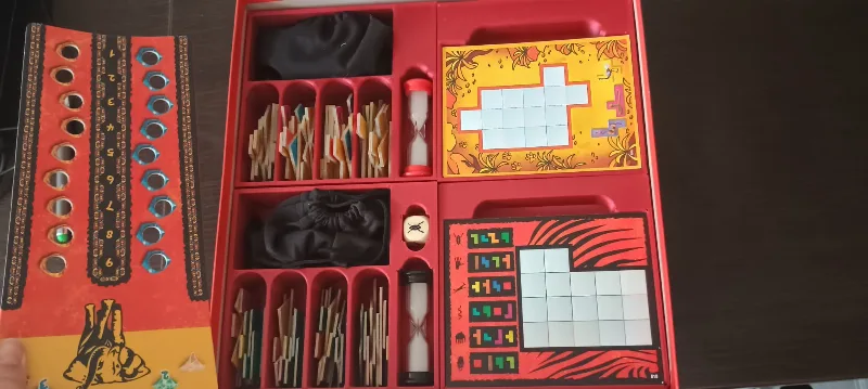 Ubongo insert, Ubongo junior insert
