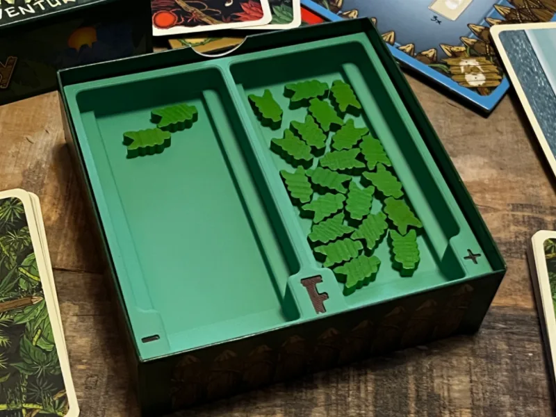 Friday Boardgame Insert
