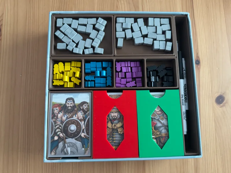 Board game insert compatible with Hadrian's Wall