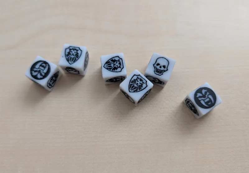 HeroQuest Combat Dice (16mm) with 2021 faces - MMU version