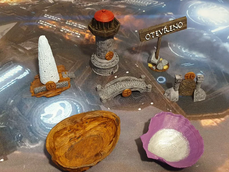 Everdell wonders and resource baskets