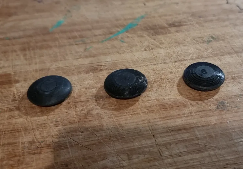 Goishi "Go Stones"