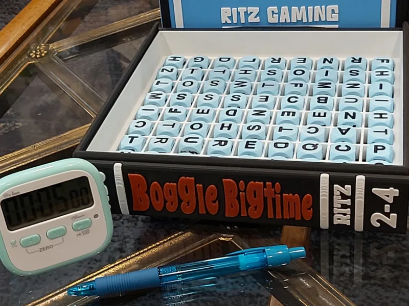 BOGGLE BigTime - Bookcase Edition