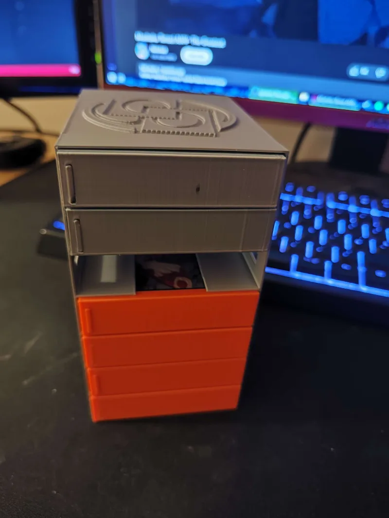 Magic: The Gathering Jumpstart 20 card case shelf