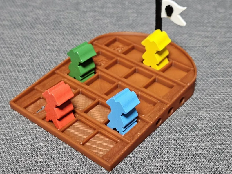 Skull Queen boardgame ship