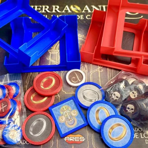 ES: Guerra del Anillo: El Juego de Cartas – Pack de Bandejas de Jugador y Cápsulas/Fundas para Tokens  EN: War of the Ring: The Card Game – Player Card Trays & Token Capsule Sleeves (Full Upgrade Pack)