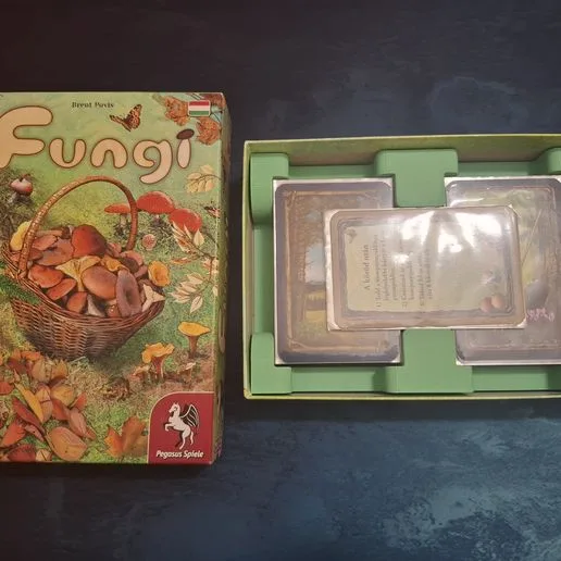Morels/Fungi insert - Compatible with sleeved cards
