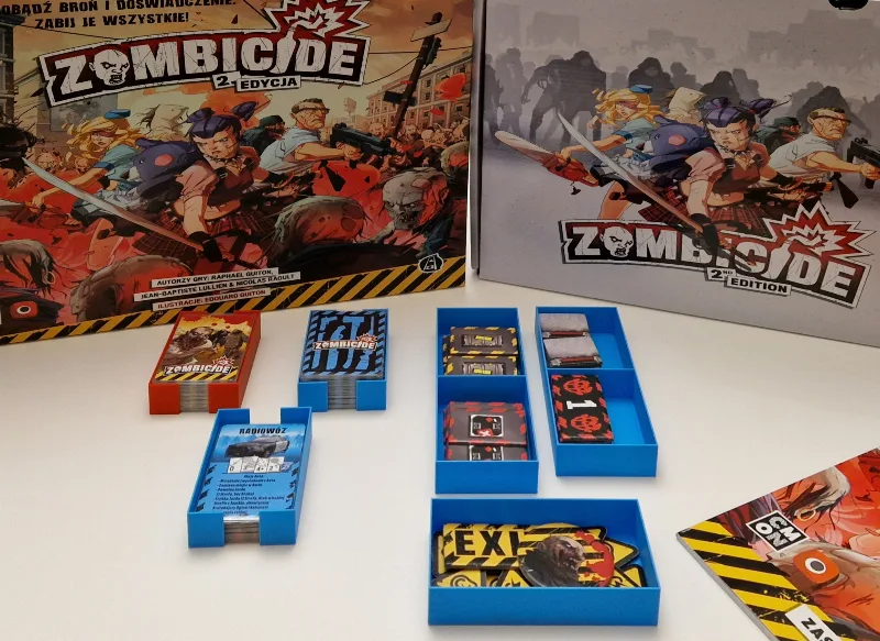 Zombicide 2nd Edition Insert - fits sleeved cards