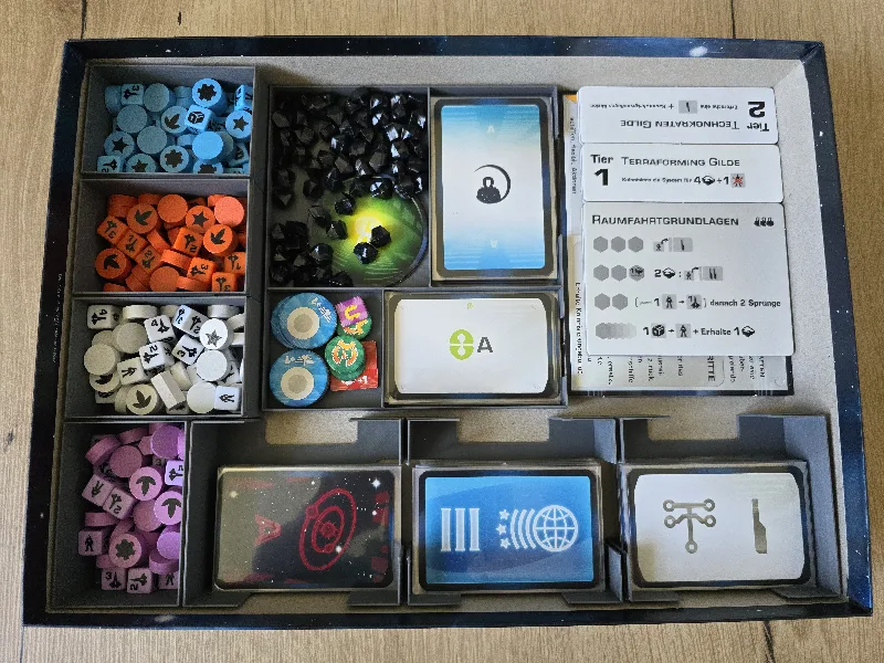 Beyond the Sun Boardgame /w Expansion Insert (German Box)
