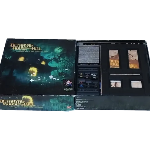Betrayal at House on the Hill 2nd edition Box Insert