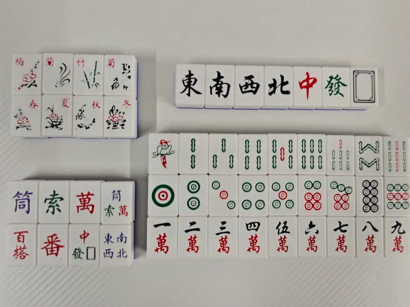 Traditional Chinese Mahjong (Plum, Orchid, Bamboo, Chrysanthemum) + Vietnamese Mahjong (8 Joker Tiles Gameplay) 36# Mini Lightweight Mahjong