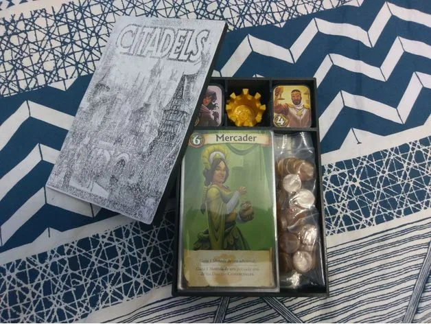 Citadels tiny travel box
