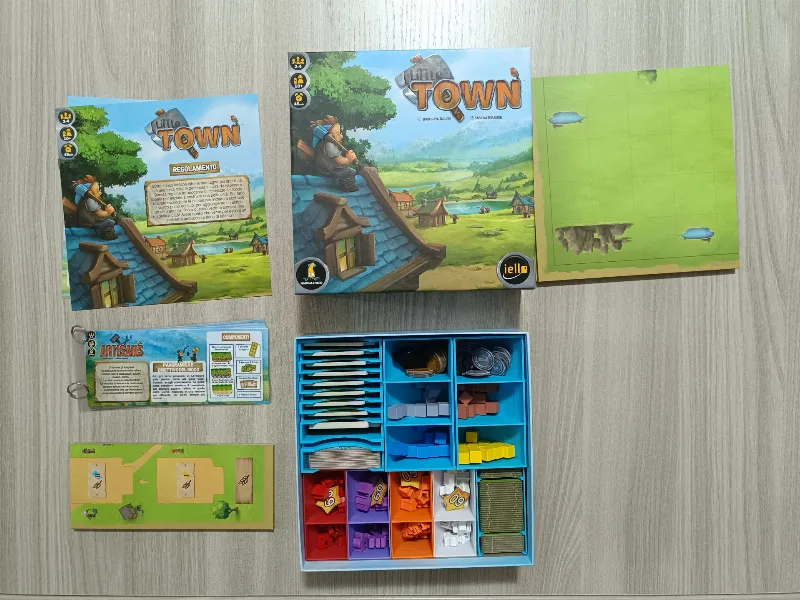 Little Town + Artisans Boardgame Insert