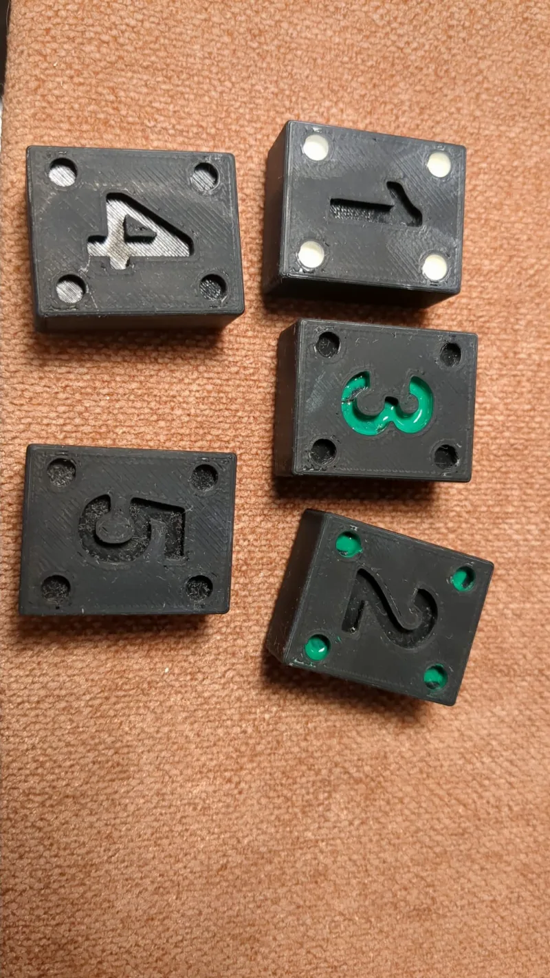 Hanabi de luxe (with numbers)