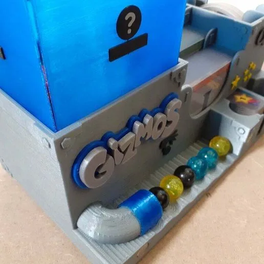 Gizmos Travel Box (sleeved card)