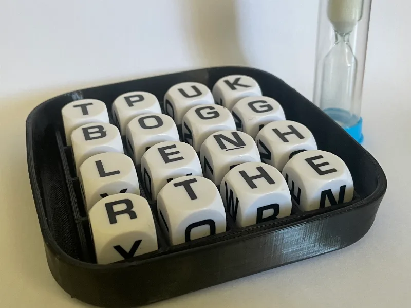 Quiet boggle board
