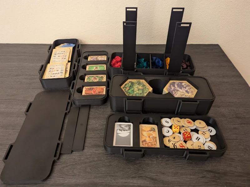 Catan Plus Box (Catan + 5-6 players)